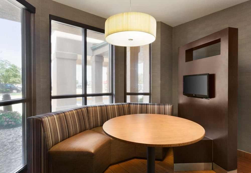 Hotel Courtyard By Marriott Bloomington Normal Exterior foto
