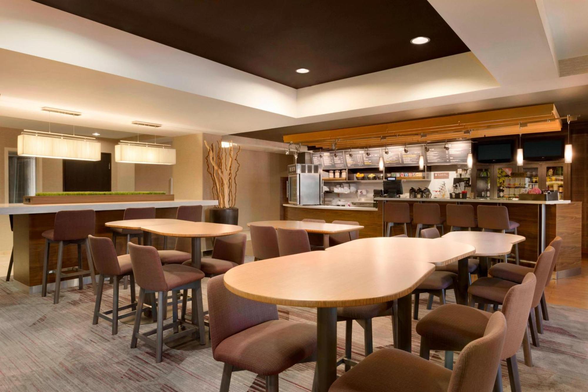 Hotel Courtyard By Marriott Bloomington Normal Exterior foto