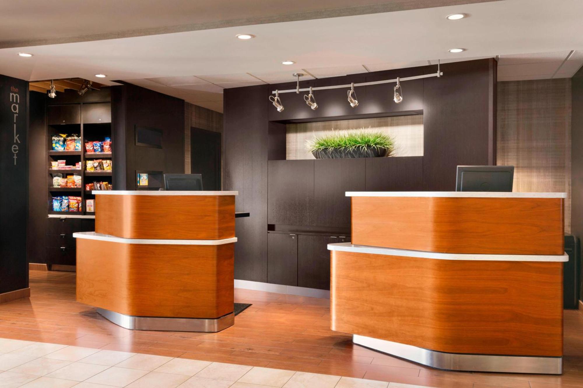 Hotel Courtyard By Marriott Bloomington Normal Exterior foto