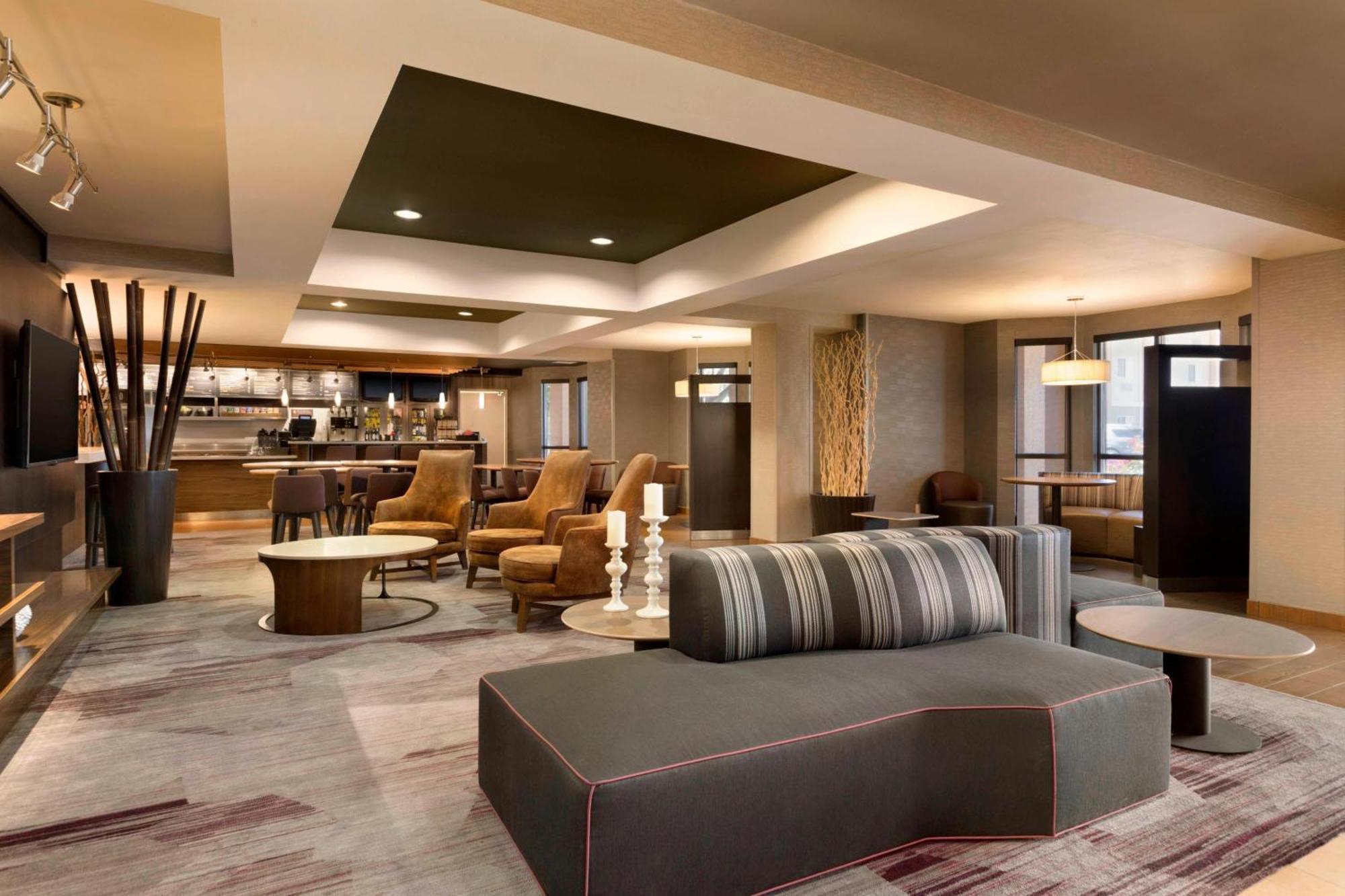 Hotel Courtyard By Marriott Bloomington Normal Exterior foto